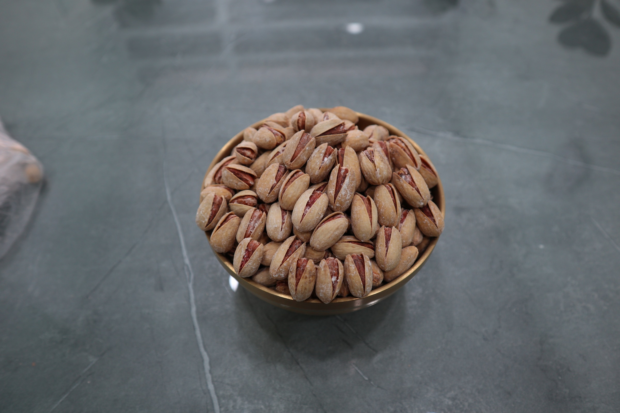 پسته  اکبری شور